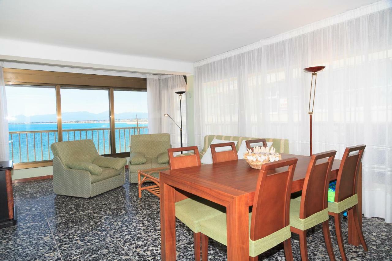 Uhc Acantilados Family Apartments Salou Buitenkant foto